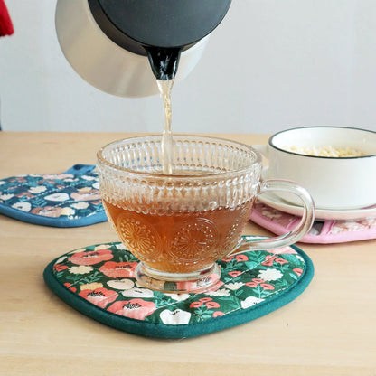 Cute Heart Shaped Oven Mitt Set