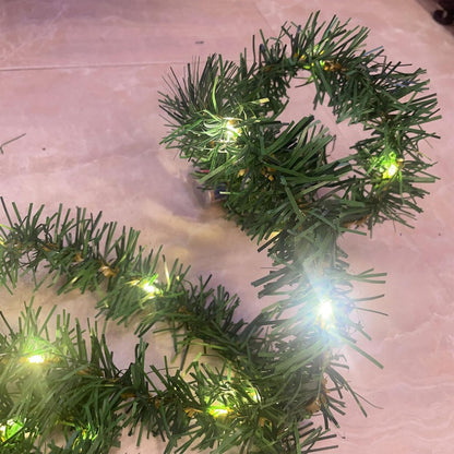 Compact Wall Mounted Christmas Tree - Befez