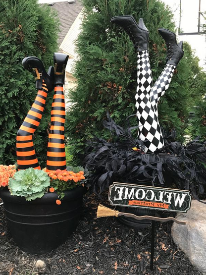 Spooky Witch Yard Stake Set, 2 Pack Halloween Decor