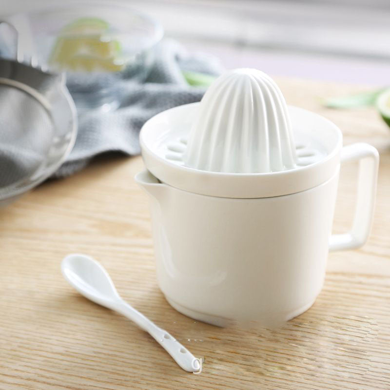 Easy to Use Lemon Juice Squeezer Cup
