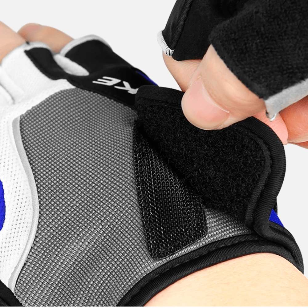 Comfortable 3D Padded Cycling Gloves for Men Women