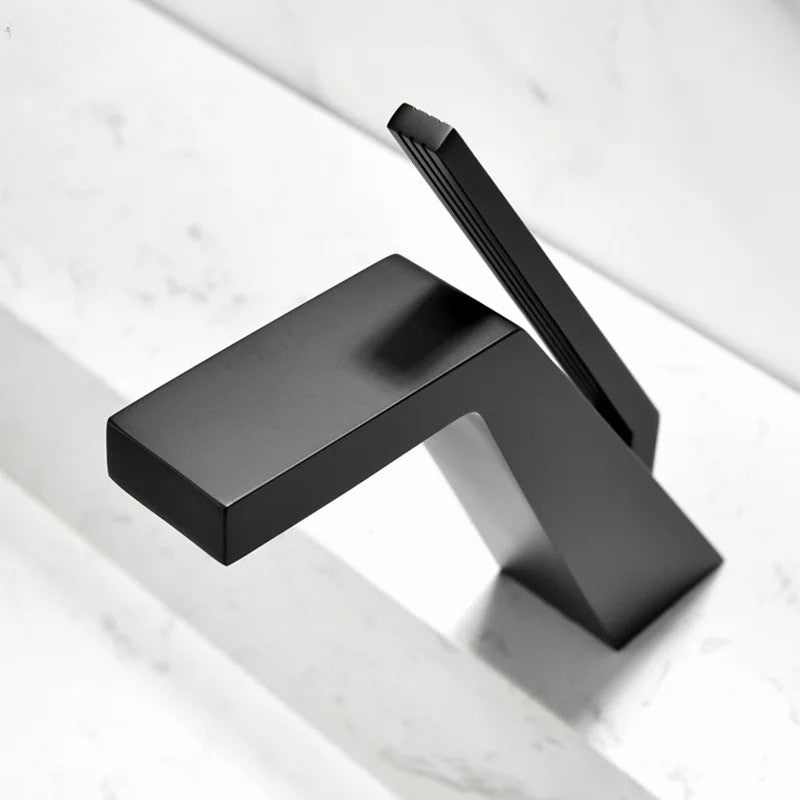 Sleek Modern Bathroom Sink Faucet