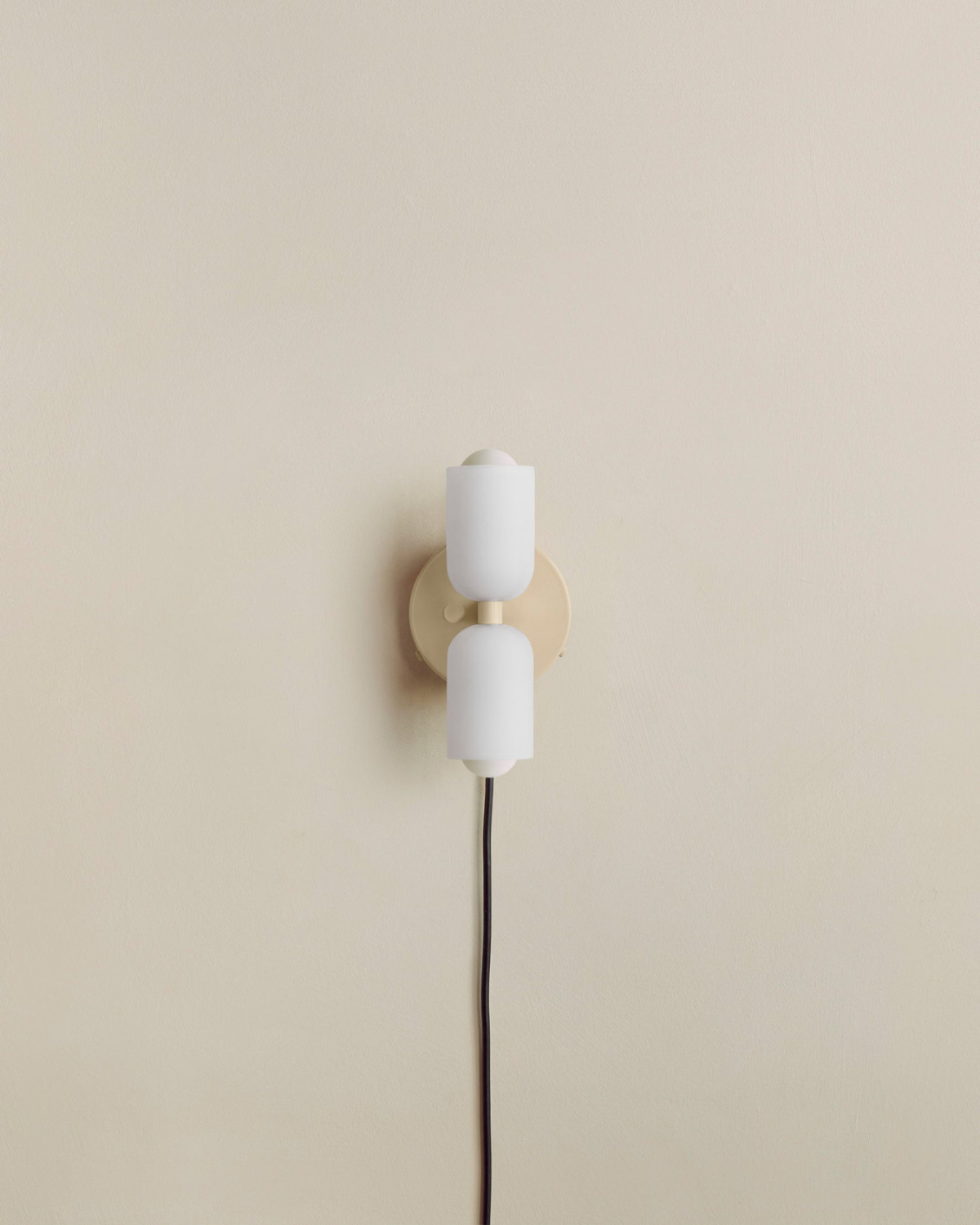 Stylish Wall Lamp with Starry Night Effect