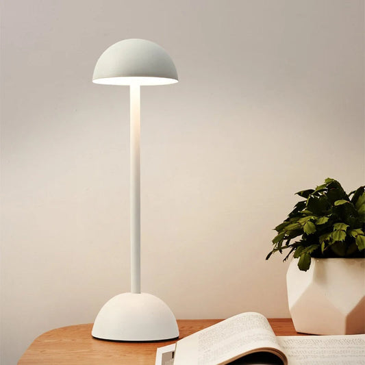 Simple Scandinavian Desk Lamp - Befez