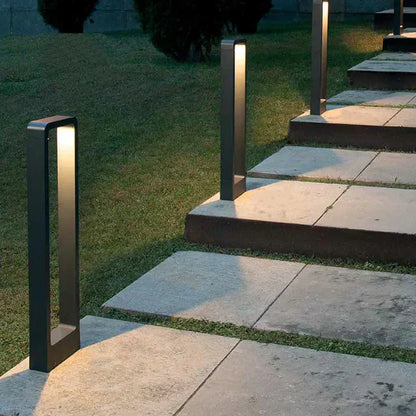 Solar Powered Garden Spotlight