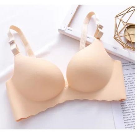 Comfortable Seamless Bra for a Flawless Fit