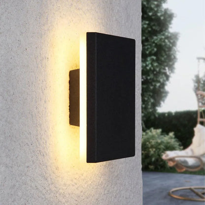 Sleek Contemporary Outdoor LED Wall Light Metal
