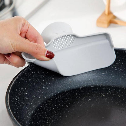 Easy Pour Spout Set for Mess Free Kitchens