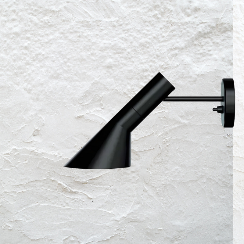 Rustic Metal Wall Lamp with Modern Style
