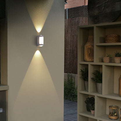Weatherproof Outdoor LED Wall Light