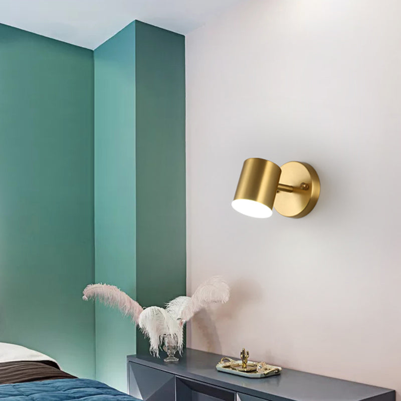 Sleek Contemporary LED Wall Light Fixture