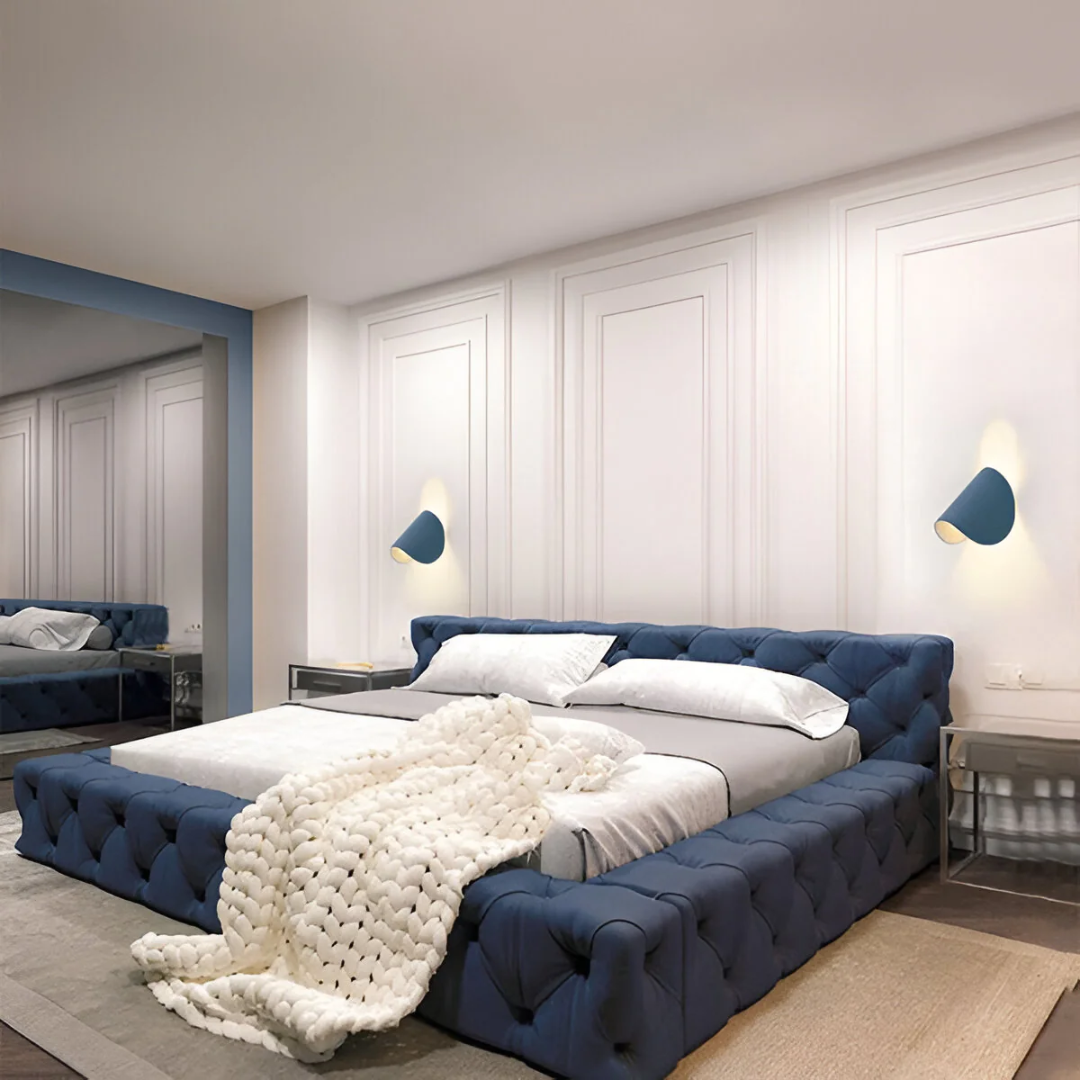 Adjustable LED Wall Light