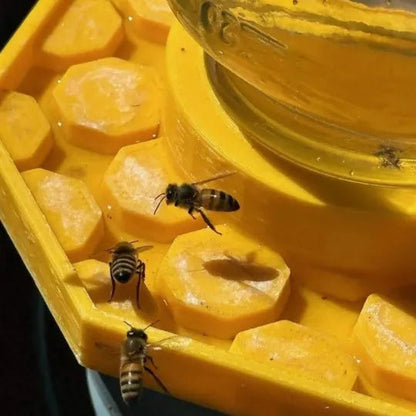 Natural Bee Friendly Garden Habitat - Befez
