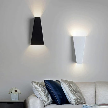 Elegant Modular LED Wall Light for Home Decor