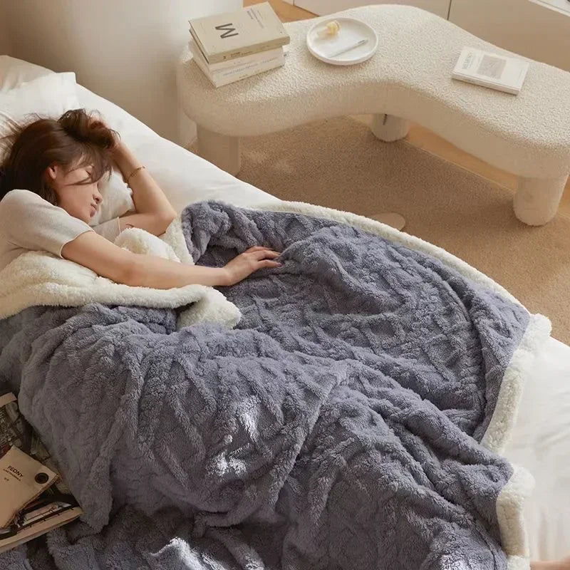 Soft Plush Wool Blanket for Winter Warmth