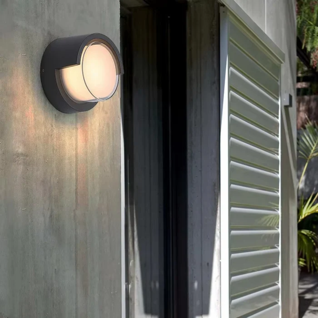 Motion Activated Outdoor Security Lamp
