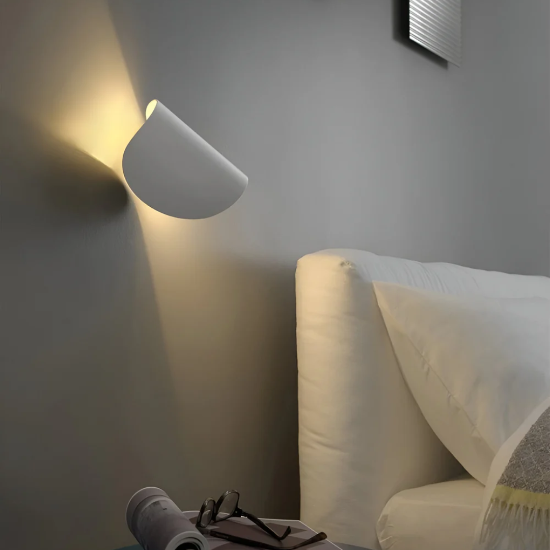 Adjustable LED Wall Light