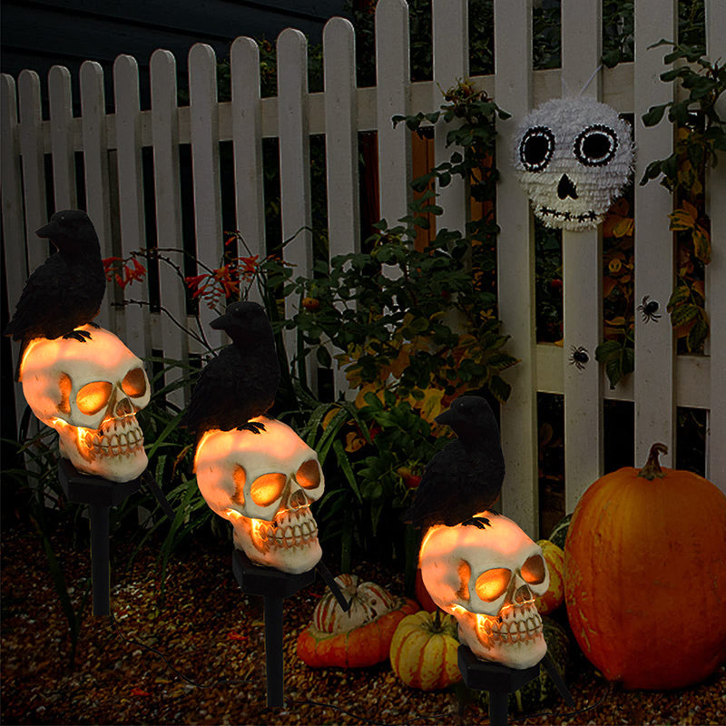 Spooky Outdoor Solar Powered Skull String Lights