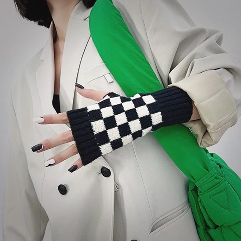 Cozy Touchscreen Gloves