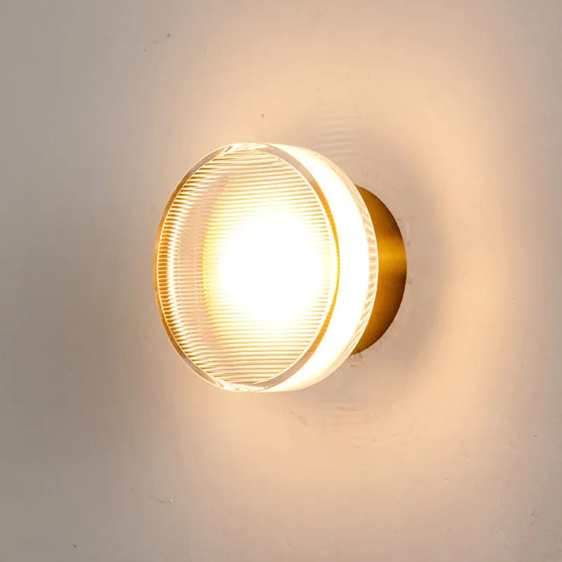 Compact Metal Wall Light Modern Round Shade