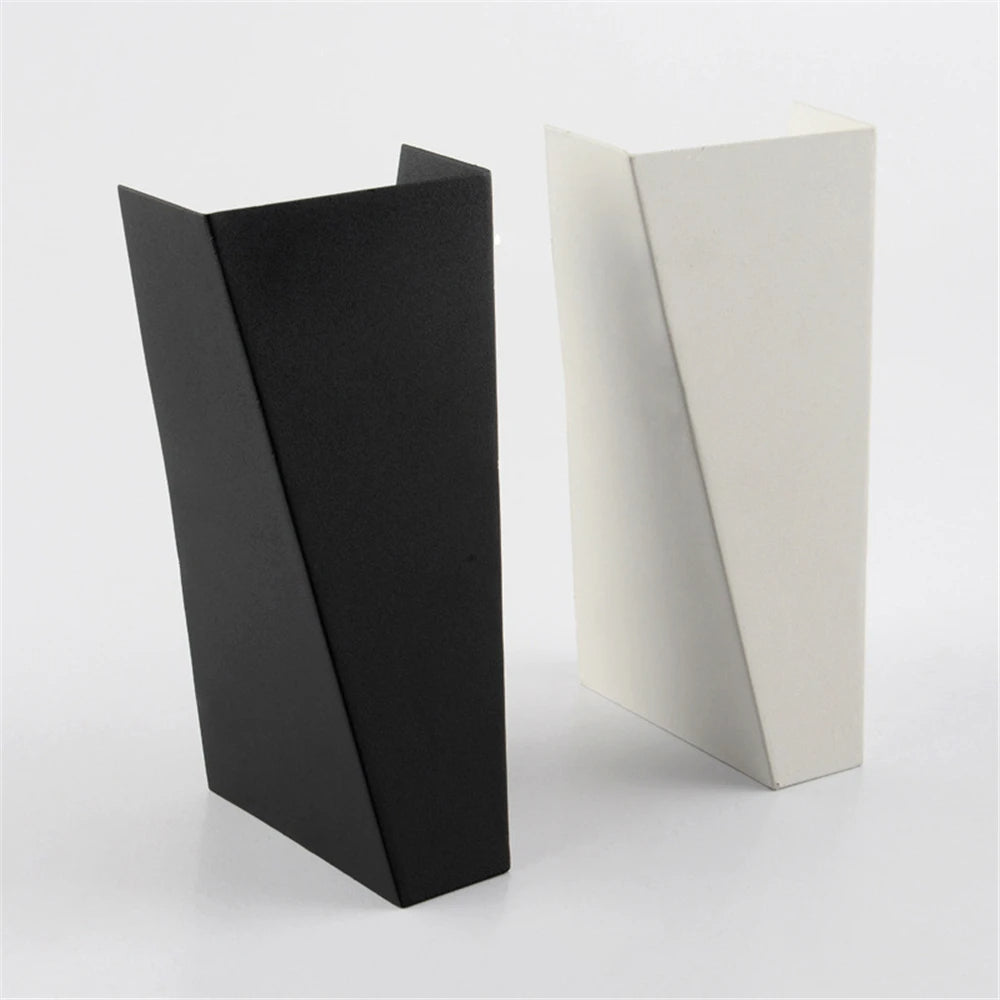 Elegant Modular LED Wall Light for Home Decor
