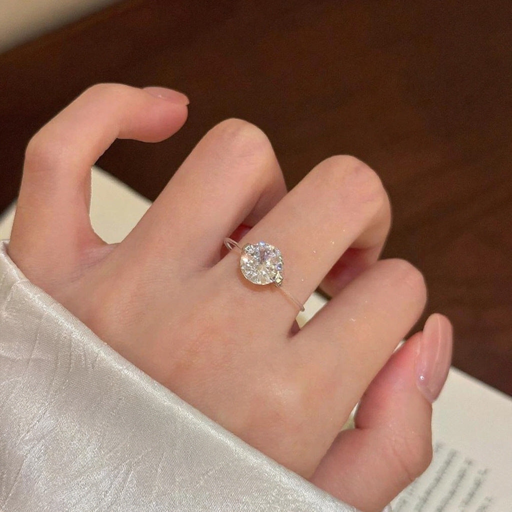 Befez | 1-2 Carat Moissanite Thin Band Engagement Ring