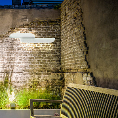Befez | Sleek Weatherproof Arc Outdoor Wall Light