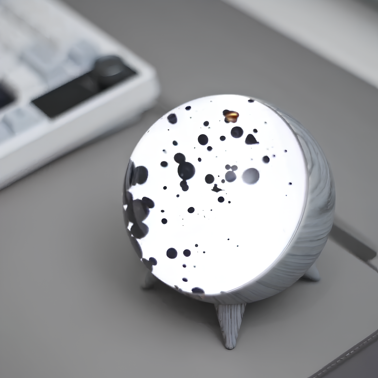 Colorful Liquid Motion Lamp