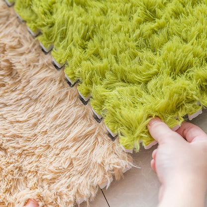 Soft Bedroom Carpet Tiles Stain Resistant Squares