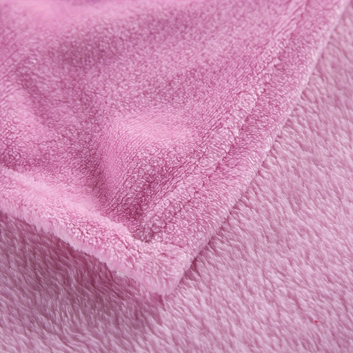 Ultra Soft Plush Fleece Blanket for Cozy Warmth