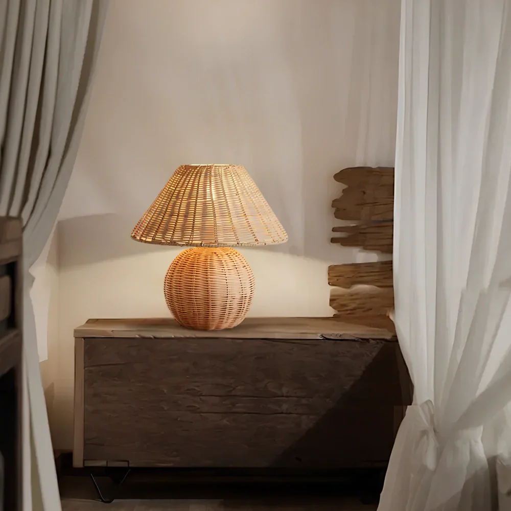 Stylish Woven Desk Lamp