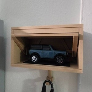 Organized Key Holder for Clutter Free Space