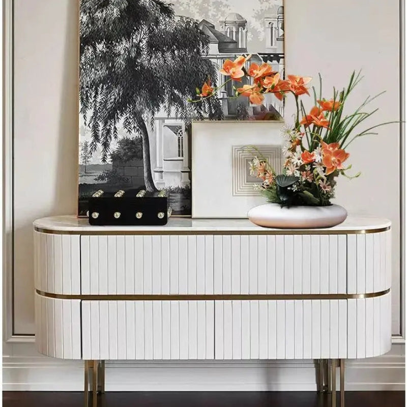 Realistic Floral Centerpiece in a Chic Vase