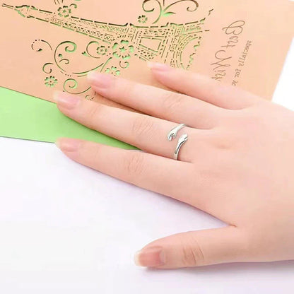 Lovely Heart Shaped Hug Ring