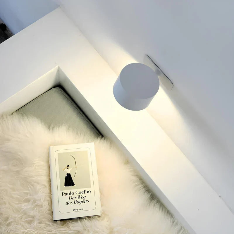 Simple Wireless Stick On Lamp