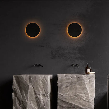 Sleek Contemporary Outdoor LED Wall Light Metal