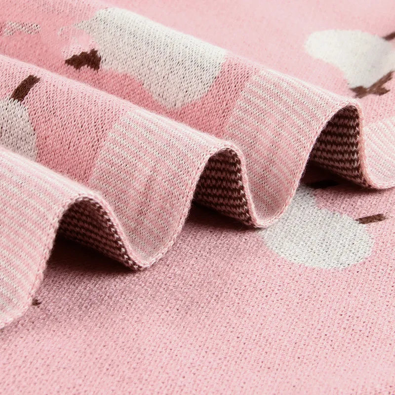 Cozy Baby Blanket with Cute Sheep Design