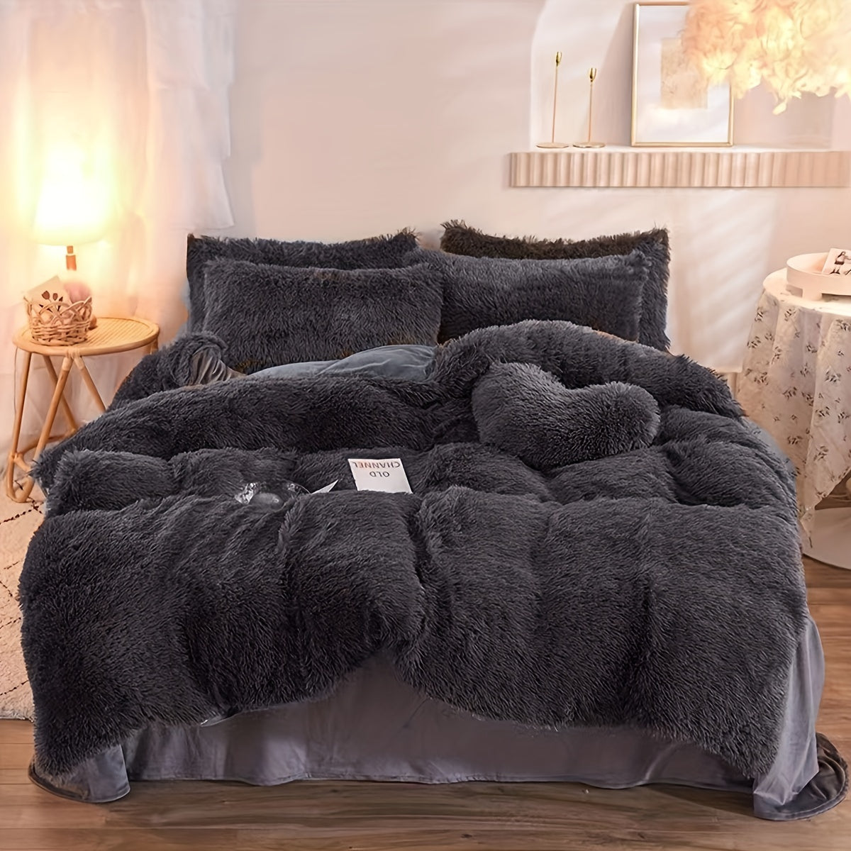 Soft Plush Duvet Cover Set for Cozy Bedding