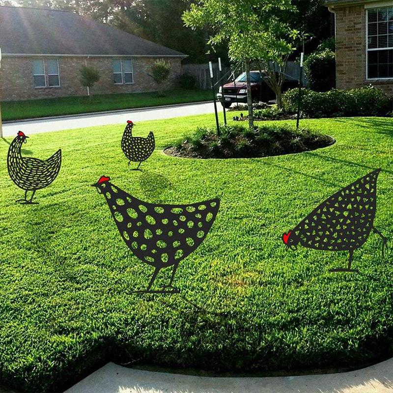 Artificial Chicken Figurine for Outdoor Decor