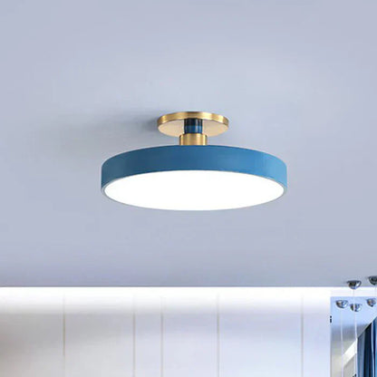 Simple Nordic Pendant Light