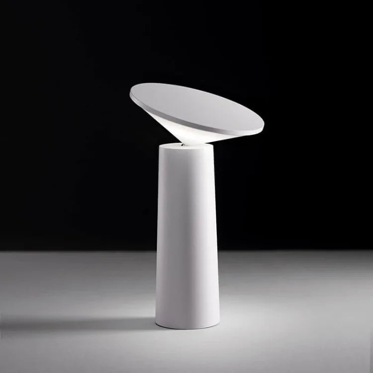 Befez | Slim LED Table Lamp Stylish Adjustable Light
