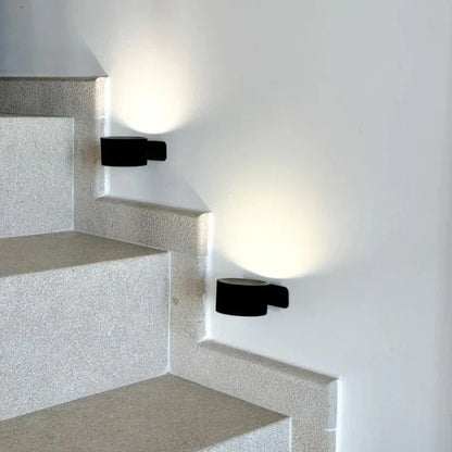 Simple Wireless Stick On Lamp