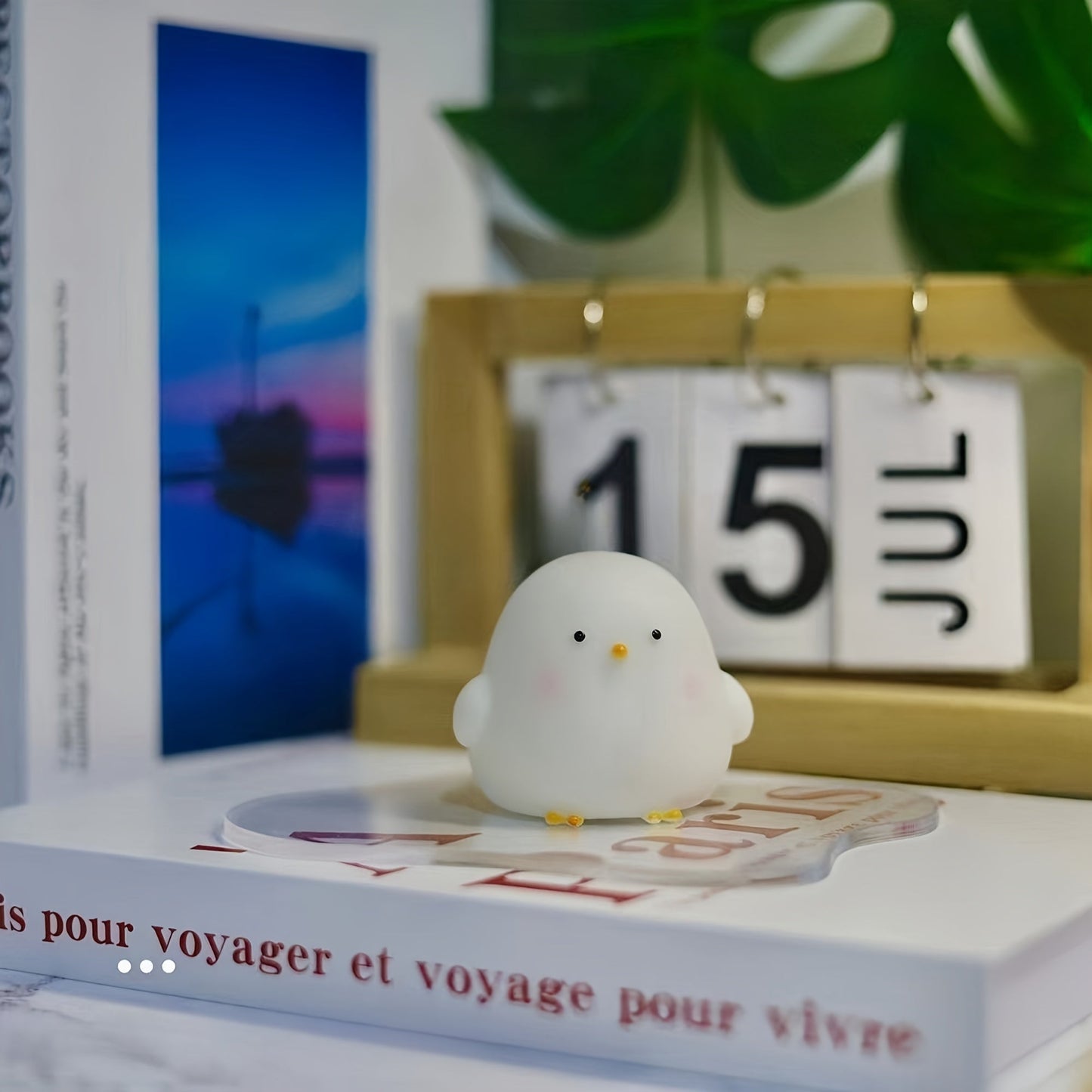 Bright LED Desk Lamp with Natural Daylight