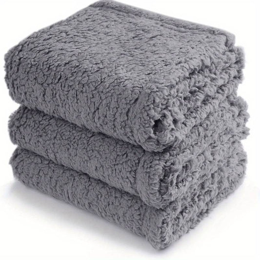 Cozy Plush Dog Blankets – Warm Fuzzy Throw - Befez