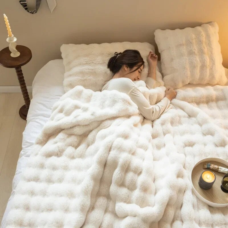 Cozy Plush Fleece Throw Blanket Winter Warmth