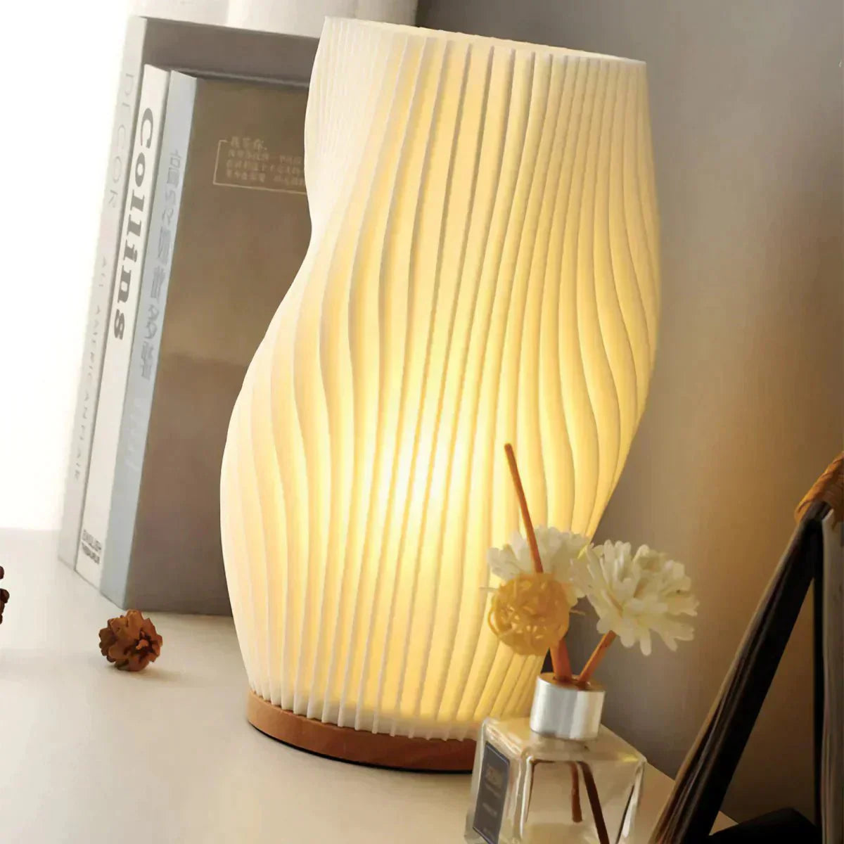 Calming Golf Table Lamp