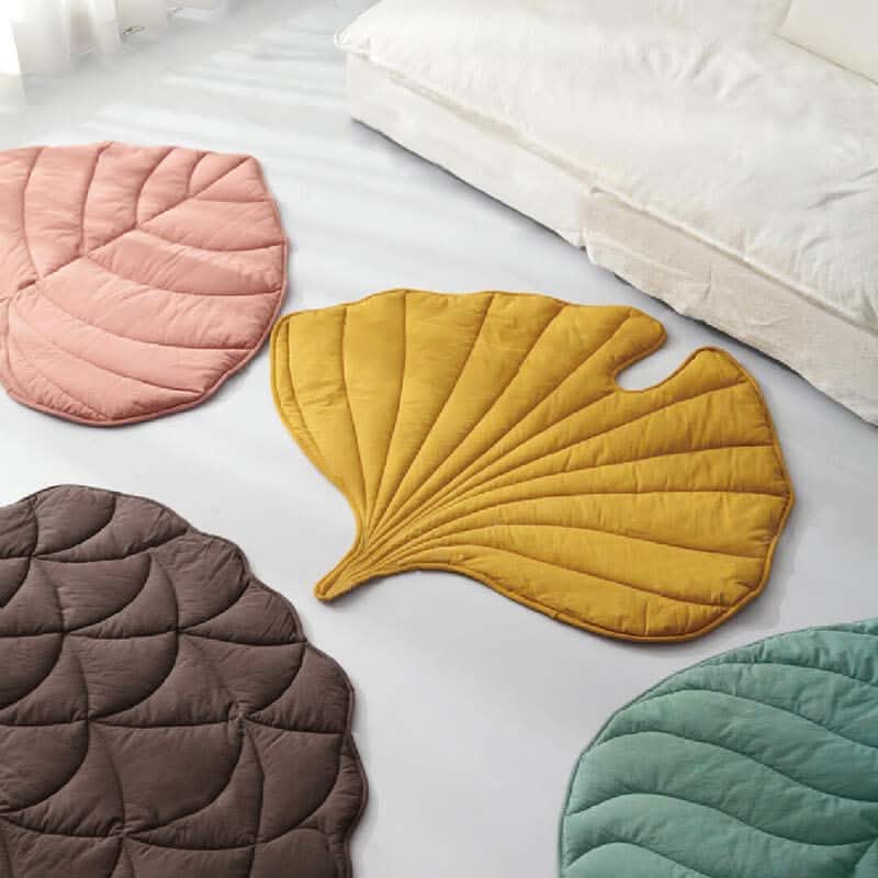 Cozy Pet Blanket - Soft Plush Throw for Dogs