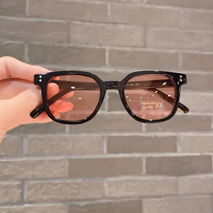 Trendy Eyewear Online Shop
