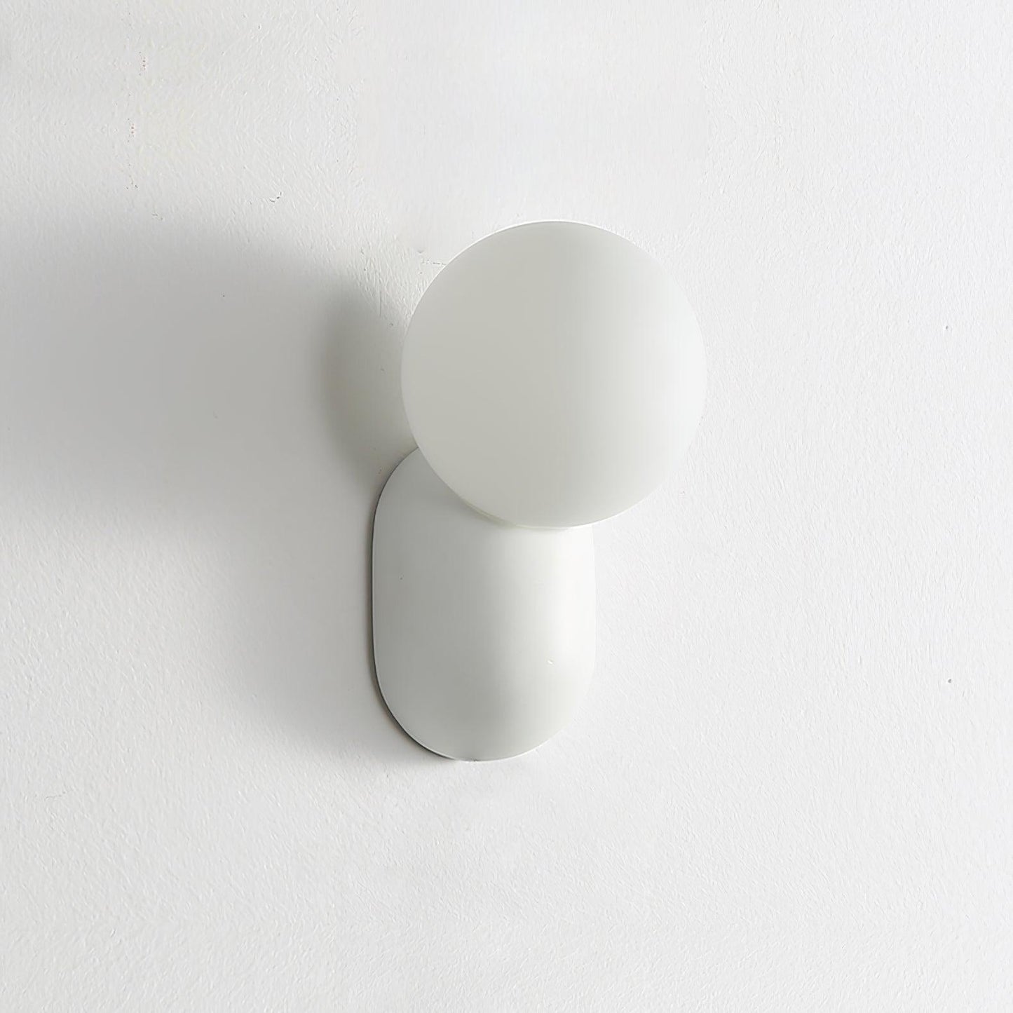 Modern LED Resin Wall Lamp