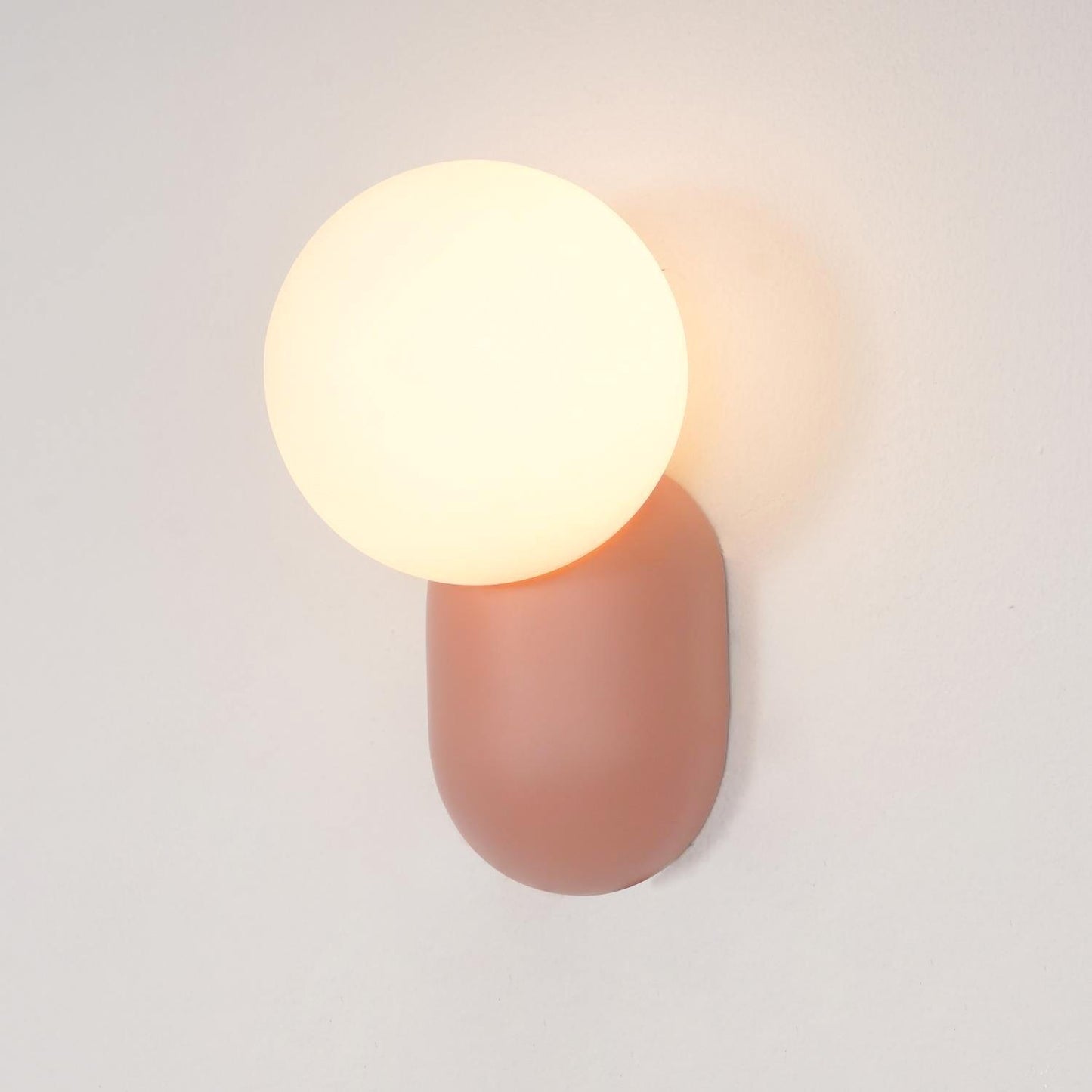 Modern LED Resin Wall Lamp